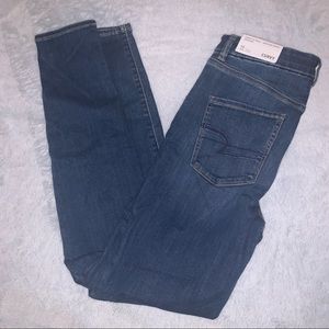 NWOT American Eagle Curvy Hi-Rise Jegging size 10 x-long